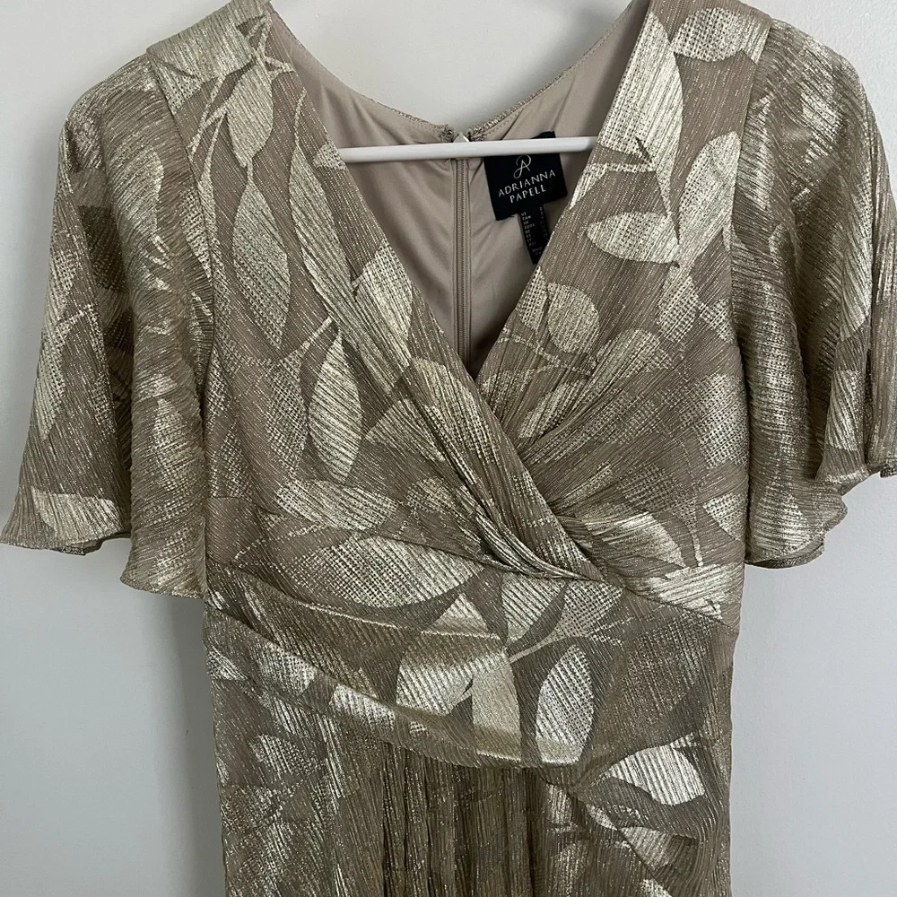 Adrianna Papell Metallic 1920s art deco inspired Gold Leaf Dress with slit - Picture 6 of 10